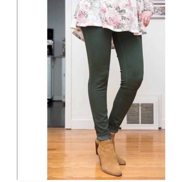 Just Black Pants - -Women's Maternity Just Black Burg Red Denim Skinny Pant Leggings #SF72M-Size 30